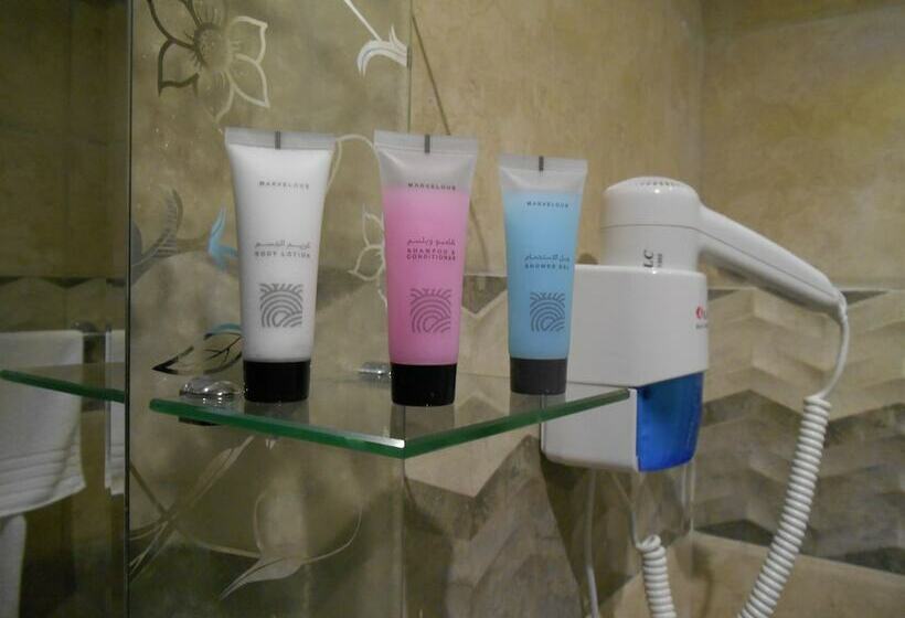 סוויטת ג'וניור, Shamaat Jeddah