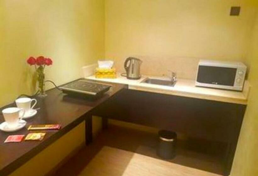 اتاق استاندارد, Urgoo