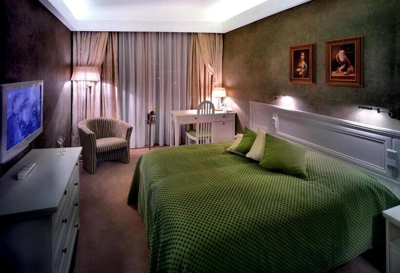 침실 1개 디럭스 아파트, Residence