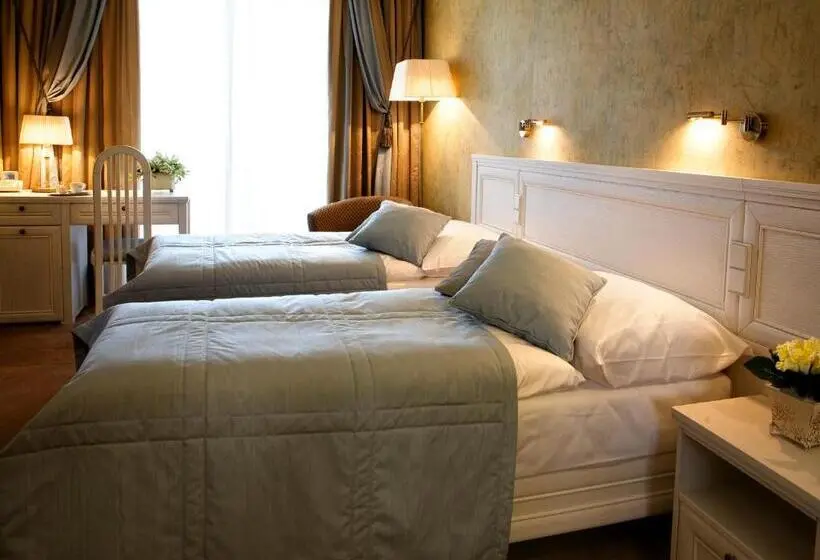 デラックスルーム, Residence