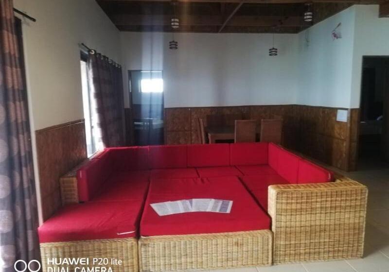 سوییت اجرایی, Villa De Pico Highland Beach Resort