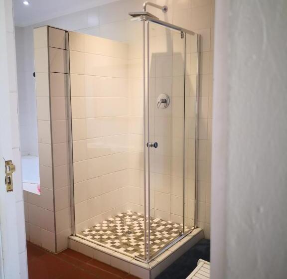 Семейный Номер, 3 Brothers B&b