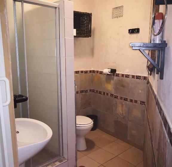 Номер Стандарт, 3 Brothers B&b