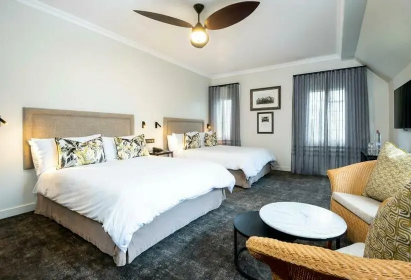 Standard-huone 2 Parivuodetta, Anew Hotel Hilton Pietermaritzburg