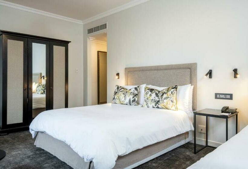 חדר סטנדרט שתי מיטות זוגיות, Anew Hotel Hilton Pietermaritzburg