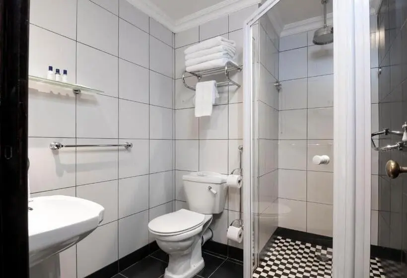Standard-huone 2 Parivuodetta, Anew Hotel Hilton Pietermaritzburg