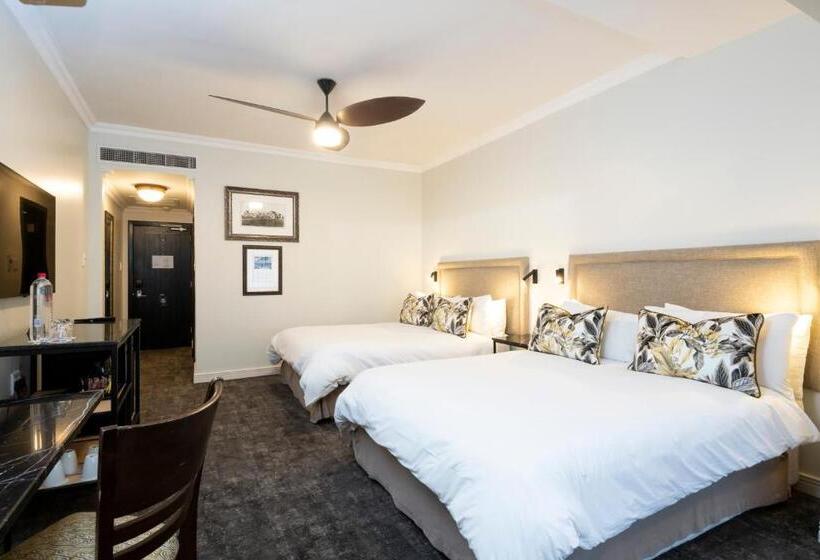 חדר סטנדרט שתי מיטות זוגיות, Anew Hotel Hilton Pietermaritzburg