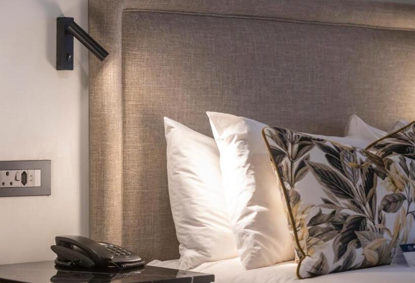 غرفة قياسية سرير كينج, Anew Hotel Hilton Pietermaritzburg