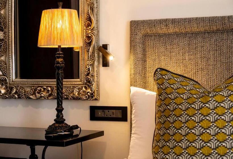 Люкс Кровать Кинг, Anew Hotel Hilton Pietermaritzburg