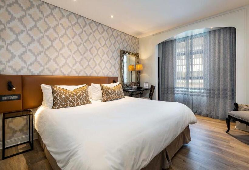 חדר דחוקס עם מיטת קינג, Anew Hotel Hilton Pietermaritzburg