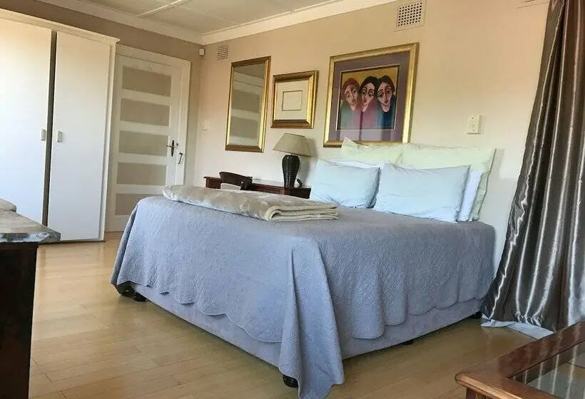 シングルデラックスルーム, Edens Guest House