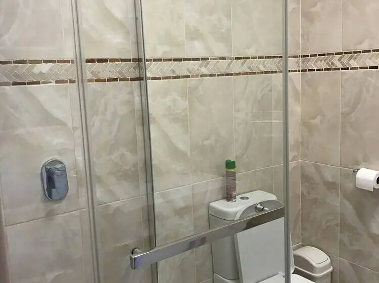 スタンダードルーム, Edens Guest House