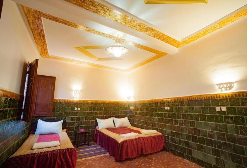 Номер Стандарт Трехместный, La Terrasse Des Delices