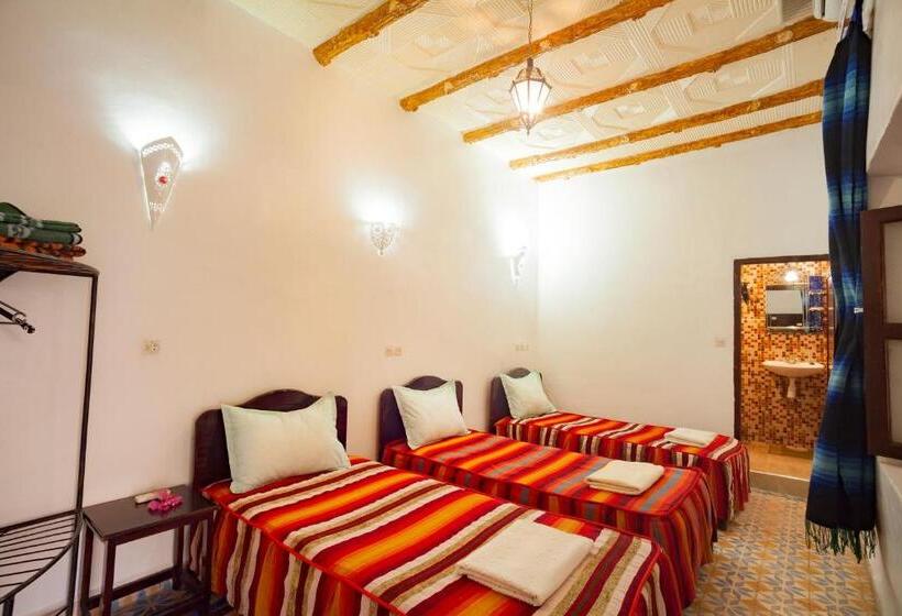 Номер Стандарт Трехместный, La Terrasse Des Delices