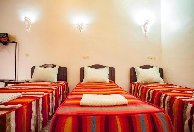 Номер Стандарт Трехместный, La Terrasse Des Delices