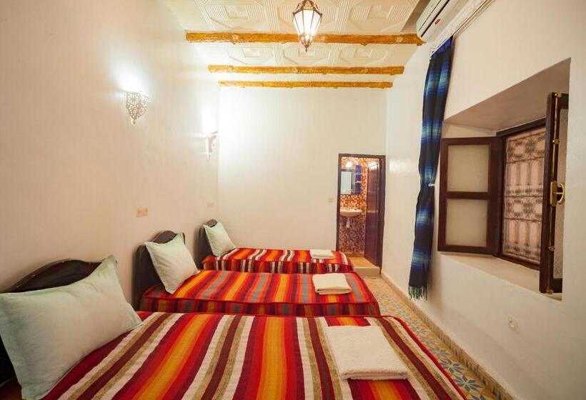 Номер Стандарт Трехместный, La Terrasse Des Delices