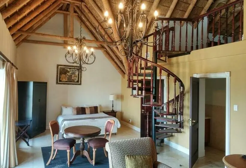 ファミリールーム, Ridgemor Villa