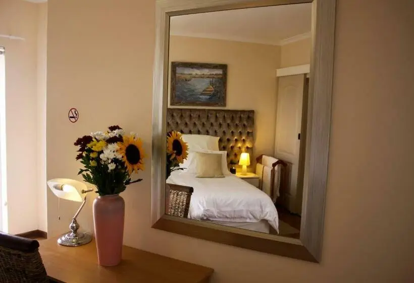 スタンダードルーム, Blougans B&b