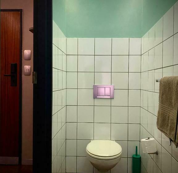 חדר סטנדרט, Bannister