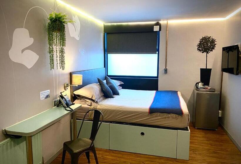 חדר דלוקס עם מיטת קינג, Bannister