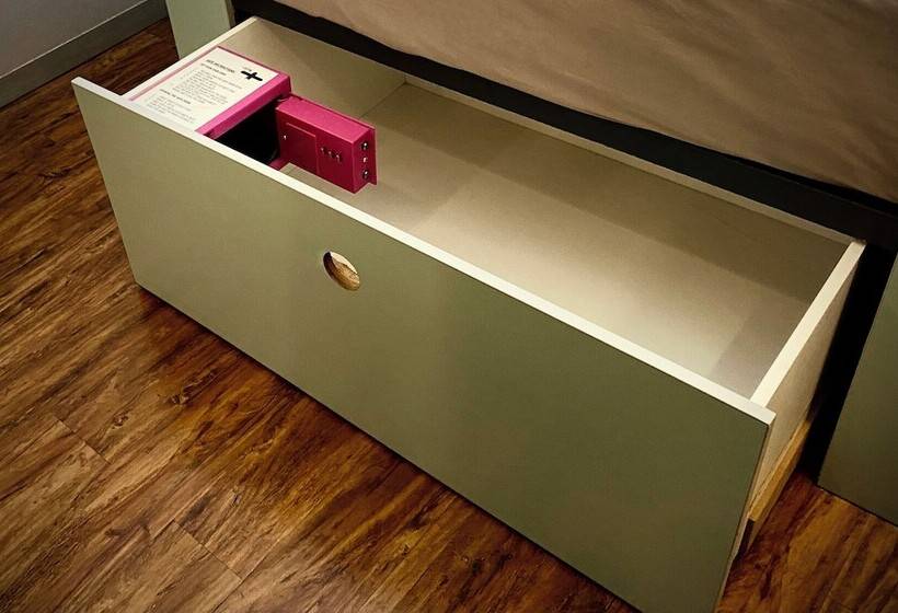 חדר סטנדרט עם מיטת קינג, Bannister