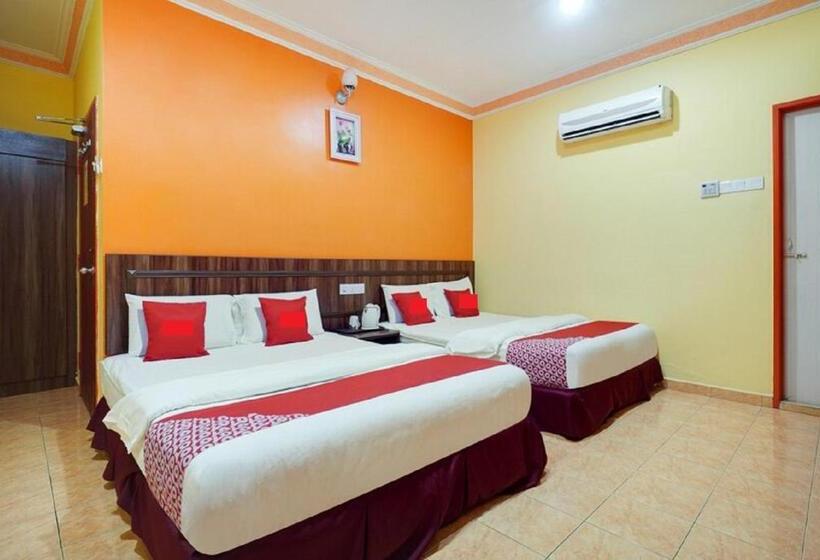 סוויטה משפחתית, Hill Times Inn