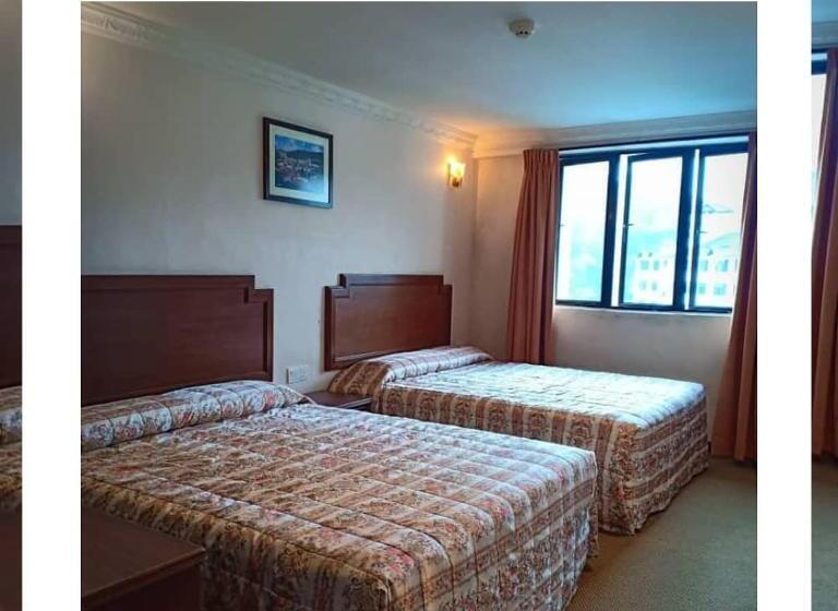 חדר סטנדרט לארבעה, Jasmine