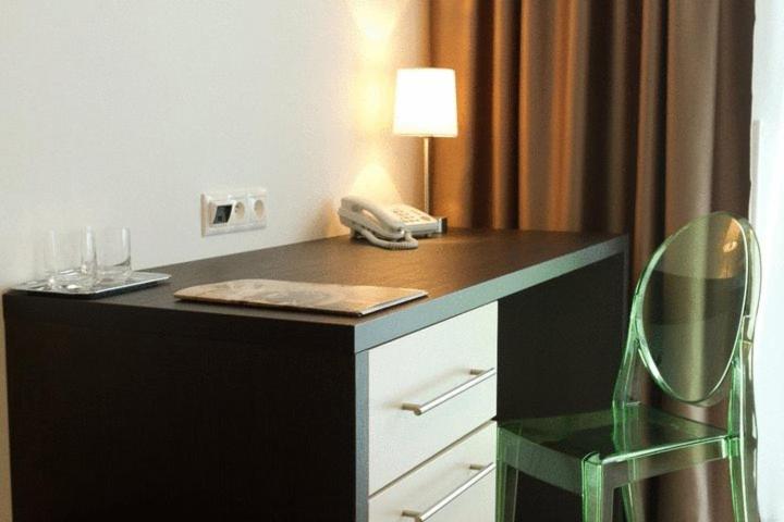 豪华房间, Mousson