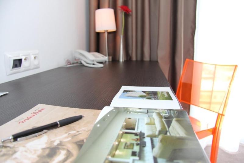 豪华房间, Mousson