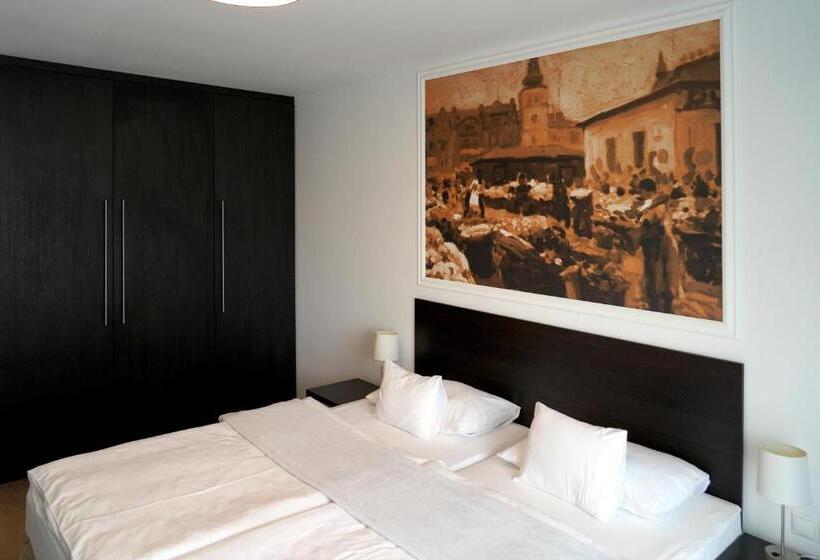 豪华房间, Mousson