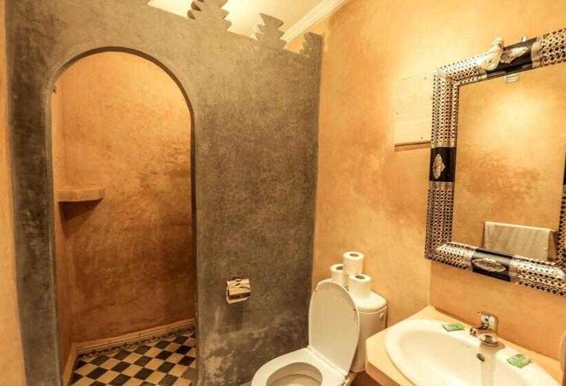 اتاق استاندارد یک نفره, Riad Nakhla