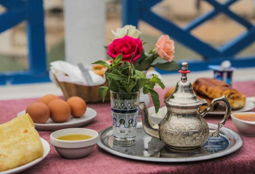 اتاق استاندارد یک نفره, Riad Nakhla