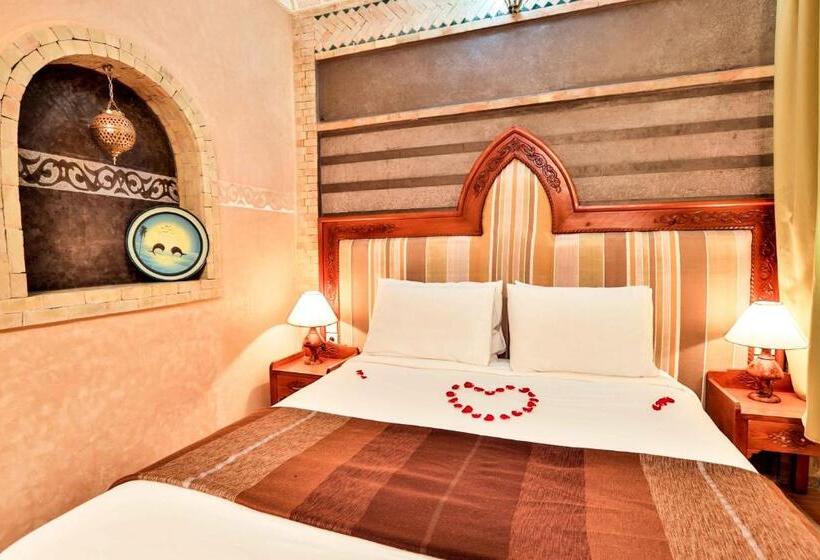 Люкс, Riad Nakhla