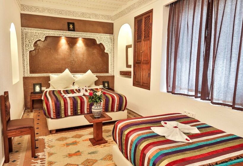 اتاق استاندارد سه نفره, Riad Nakhla