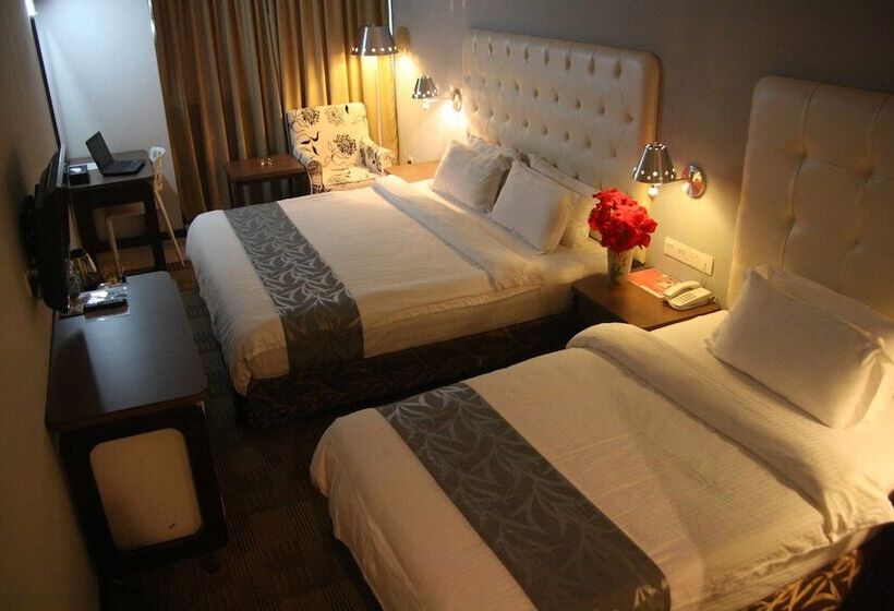 패밀리 룸, Ritz Garden Hotel Manjung