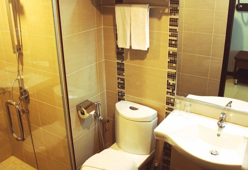 디럭스 패밀리 룸, Ritz Garden Hotel Manjung