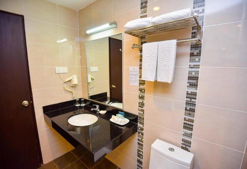 이그제큐티브 스위트, Ritz Garden Hotel Manjung