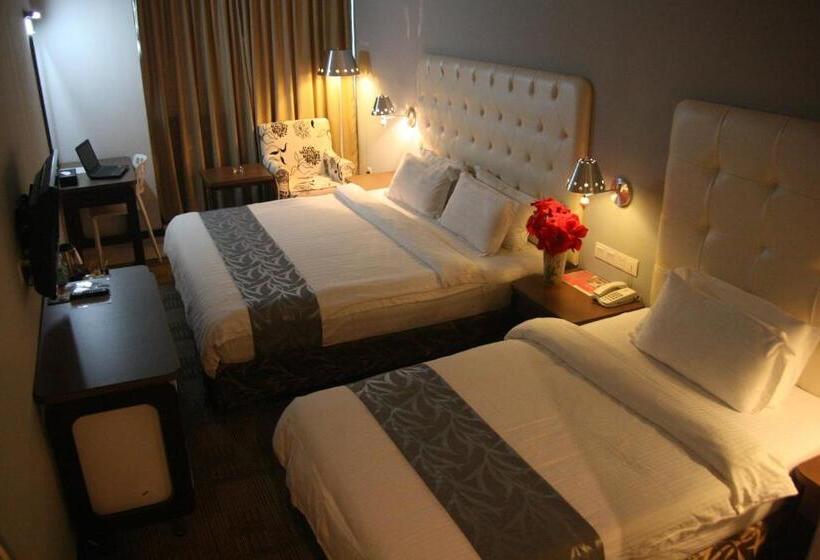 패밀리 룸, Ritz Garden Hotel Manjung