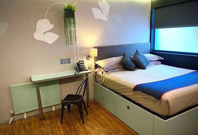 חדר סטנדרט עם מיטת קינג, Bannister