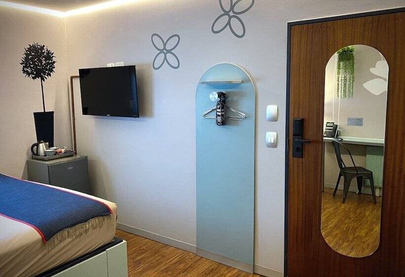 חדר סטנדרט עם מיטת קינג, Bannister