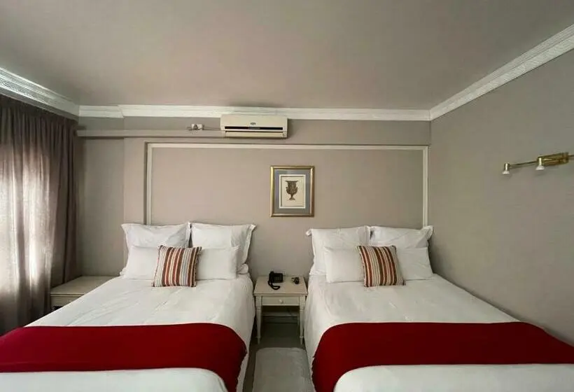 Superior-huone, Ngwenya Hotel & Conference Centre