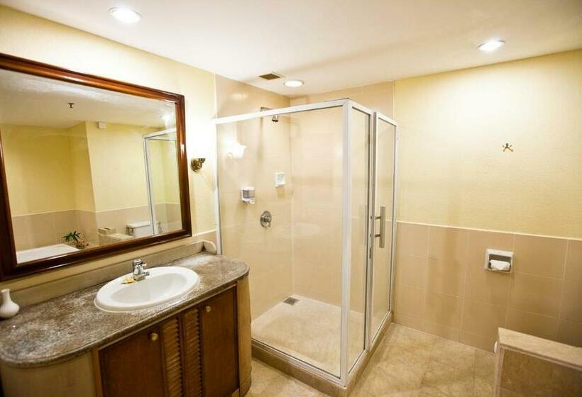 オーシャンビュースイート, Palm Beach Resort & Spa