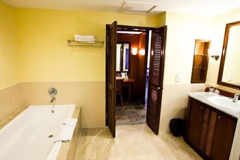 ガーデンビューデラックスルーム, Palm Beach Resort & Spa