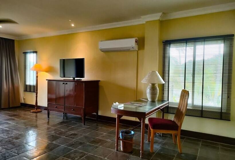 オーシャンビューデラックスルーム, Palm Beach Resort & Spa