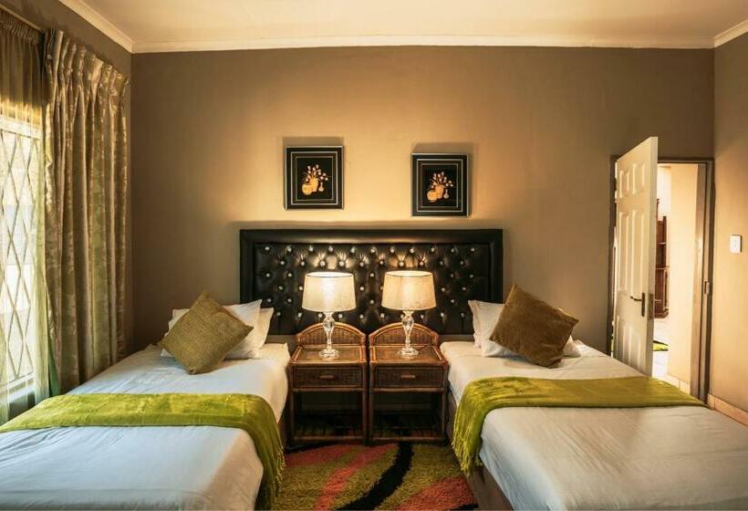 اتاق استاندارد, Ramandire B&b