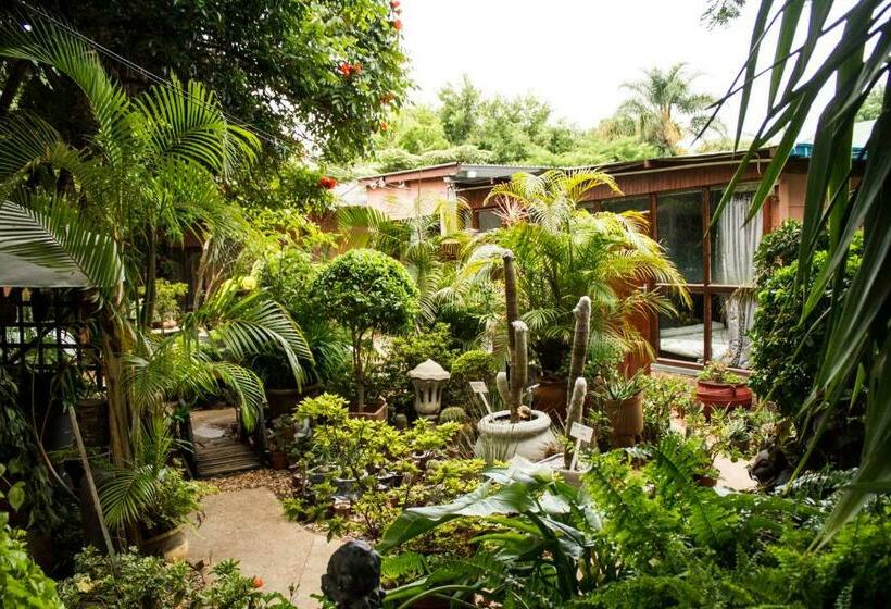 침실 2개 아파트, Reggies Bed & Breakfast