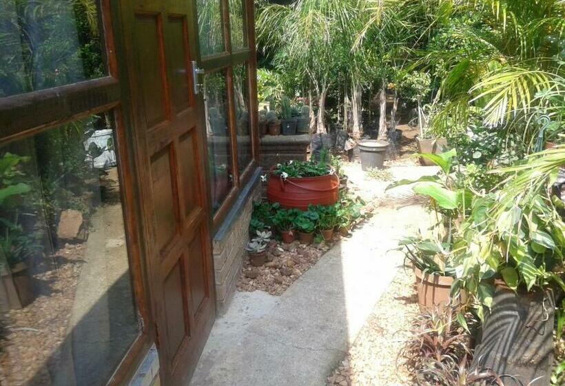 침실 2개 아파트, Reggies Bed & Breakfast