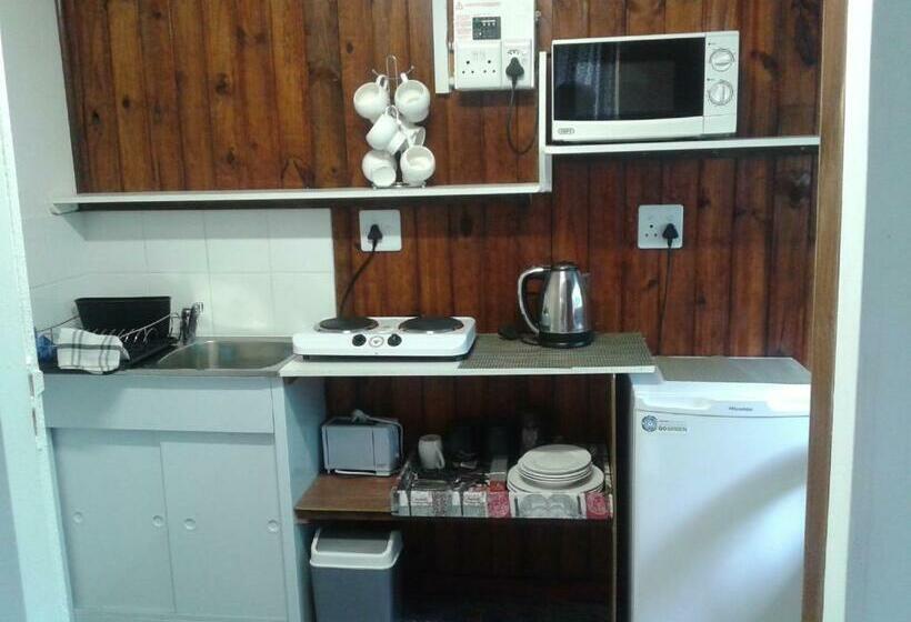 침실 2개 아파트, Reggies Bed & Breakfast