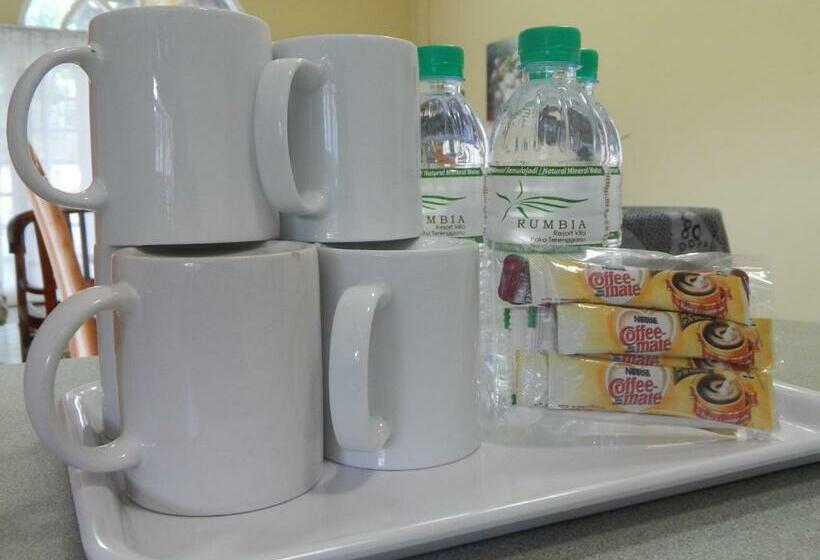 بنجلو قياسى, Rumbia Resort Villa Paka