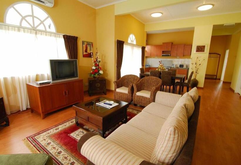 بانگلوی استاندارد, Rumbia Resort Villa Paka
